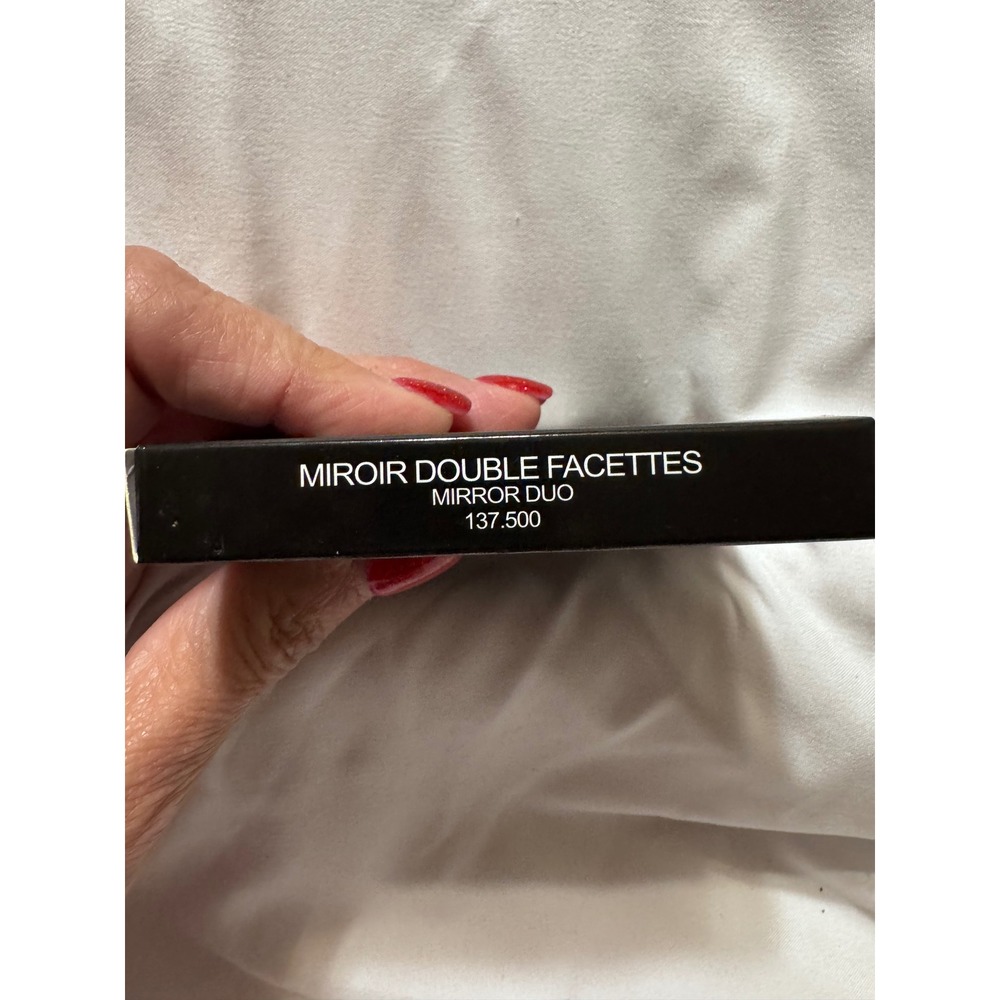 Chanel Miroir Double Facettes Mirror Duo 137.500 Black Compact with Pouch Box - Picture 6 of 8
